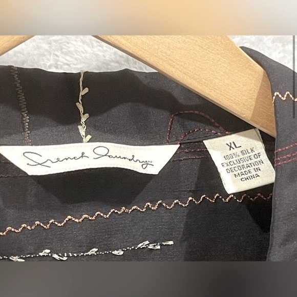 vtg french laundry silk blouse - button-up swirling line embroidery - XL - Picture 5 of 6